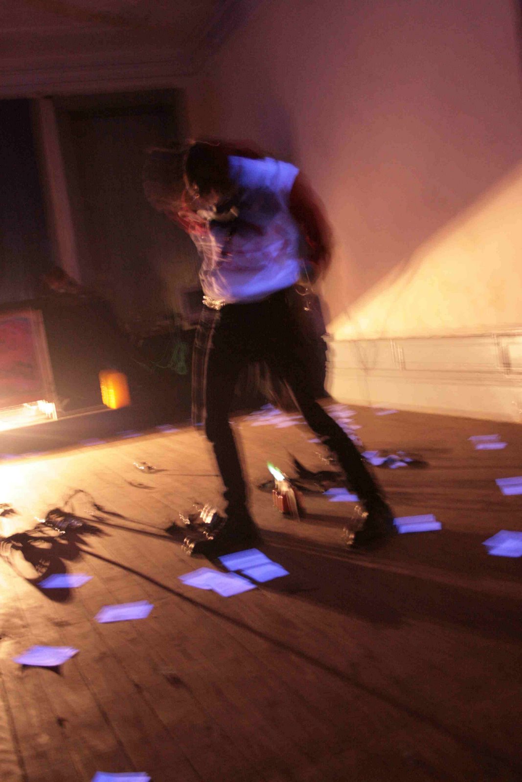 [4_hardcorenoize.JPG]