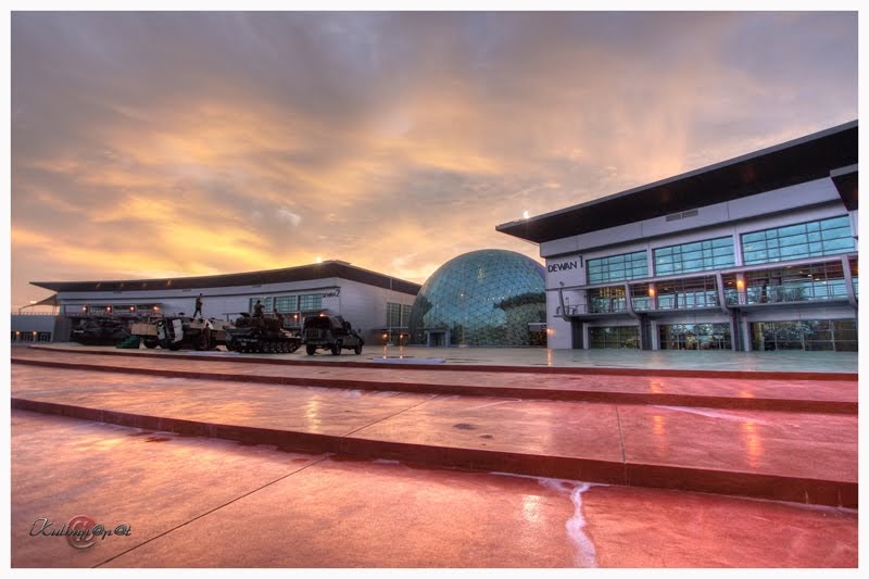 Uniqueness of Brunei... Where to held functions and conference?