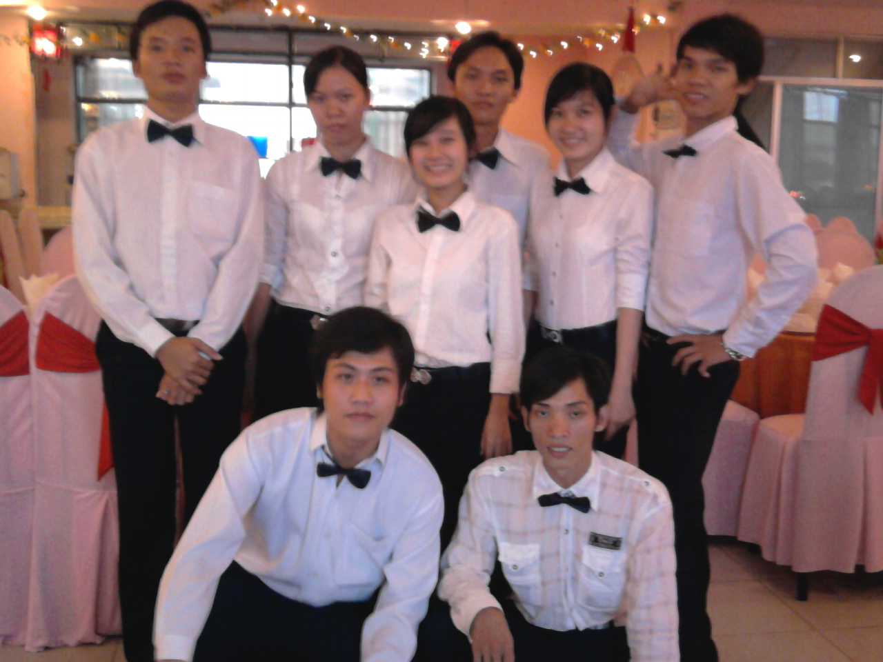 tiec cuoi dich vu