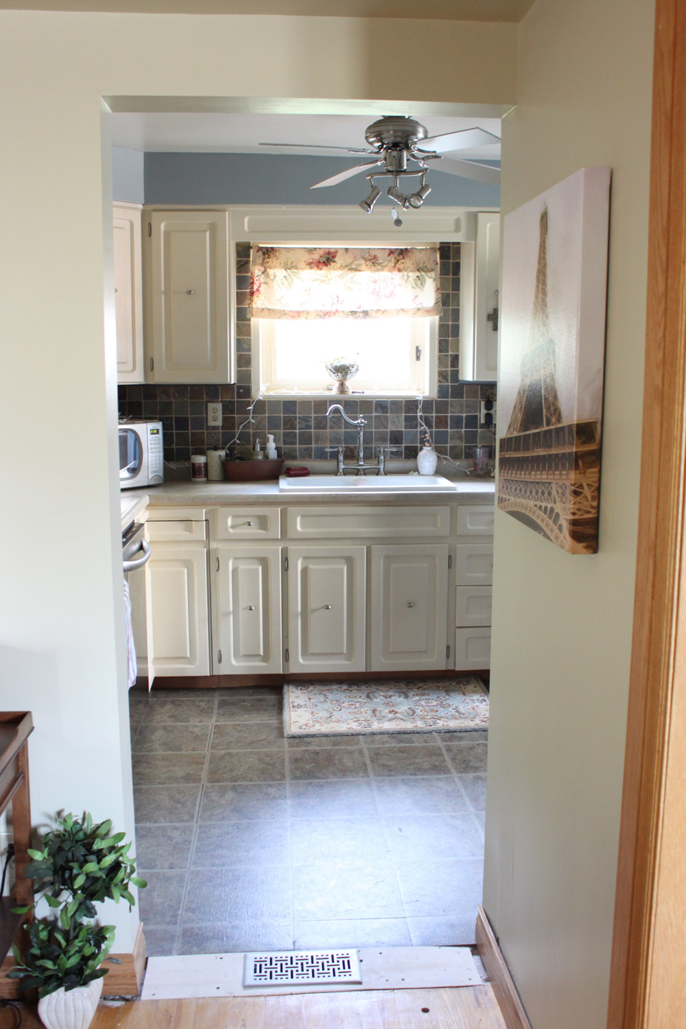 [Kitchen+5.jpg]