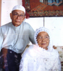 Allahyarham Bapa & Mama