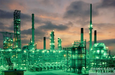 http://4.bp.blogspot.com/_Q0vu0RUX274/SUY31ljJsAI/AAAAAAAAAWs/MPOZh_V3KEo/s400/refinery.jpg