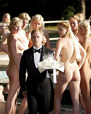 [Served_071224102954649_wideweb__300x375.jpg]