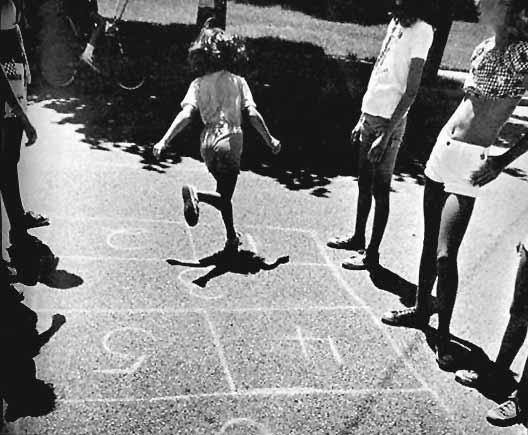 elizabethan hopscotch