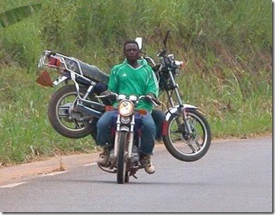[MOTO+COM+MOTO.jpg]