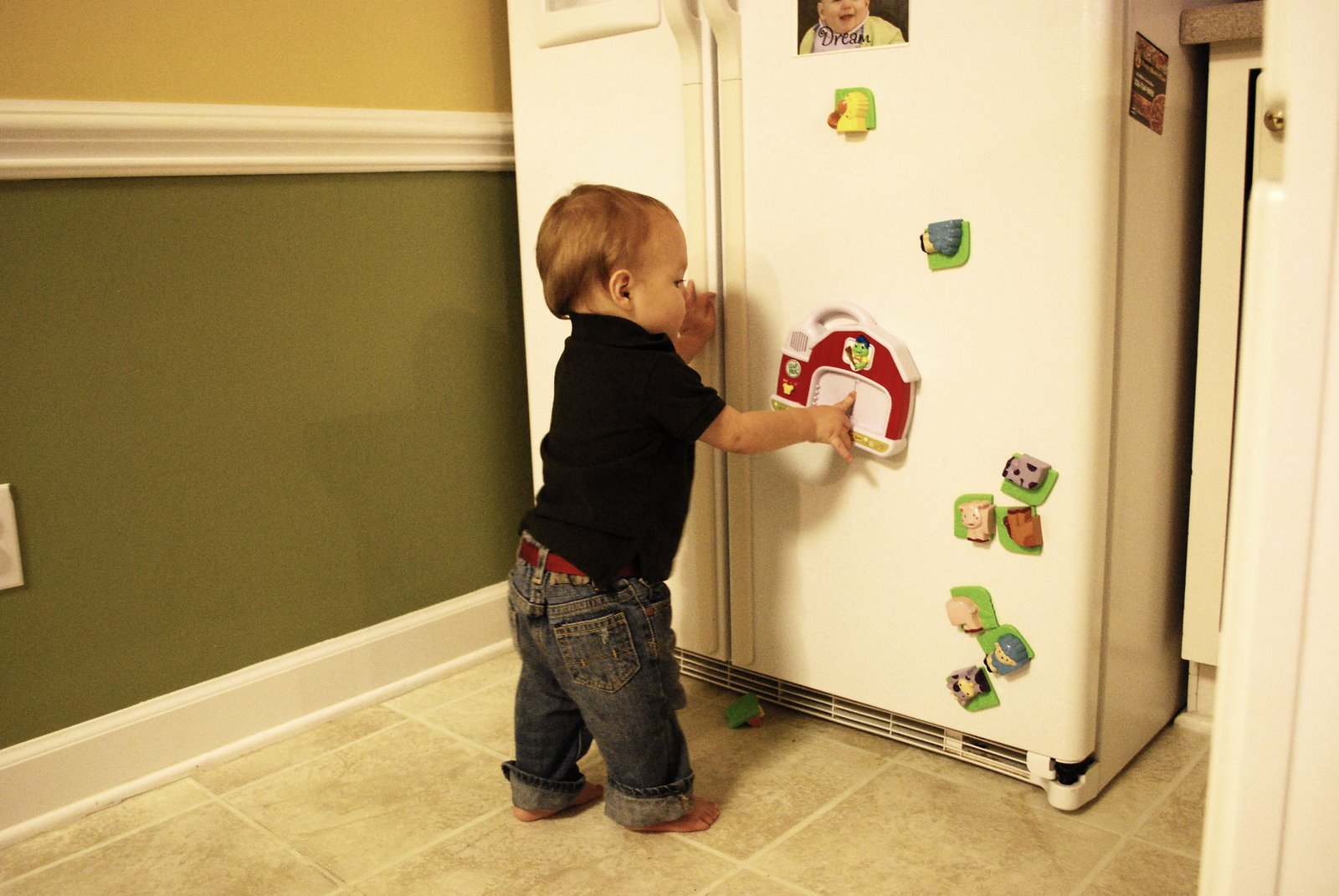 [Crawford+with+Fridge+Toy.jpg]