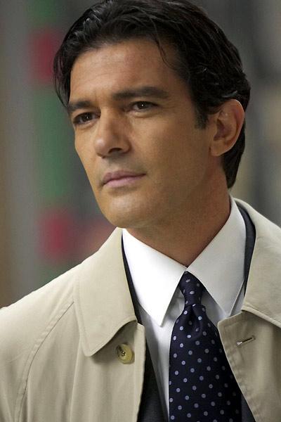 [antoniobanderas.jpg]
