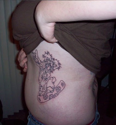 Or maybe it's the same person and the tattoo is moving. Freaky! Or maybe it's the same person and the tattoo is moving. Freaky!