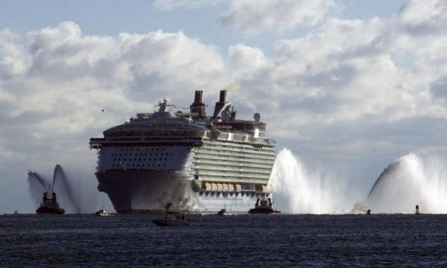 World’s Biggest Cruise Ship Ever cruise ship 08 World’s Biggest Cruise Ship Ever