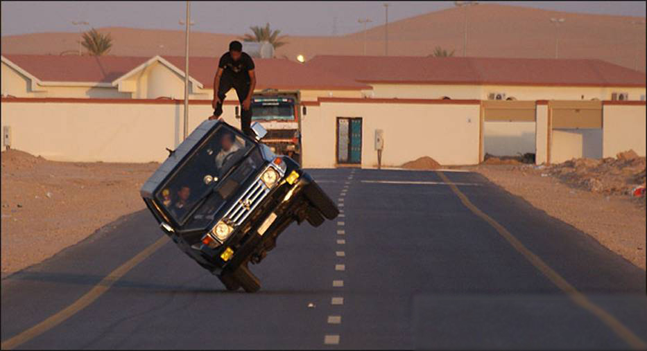 Crazy drivers essay 03 image