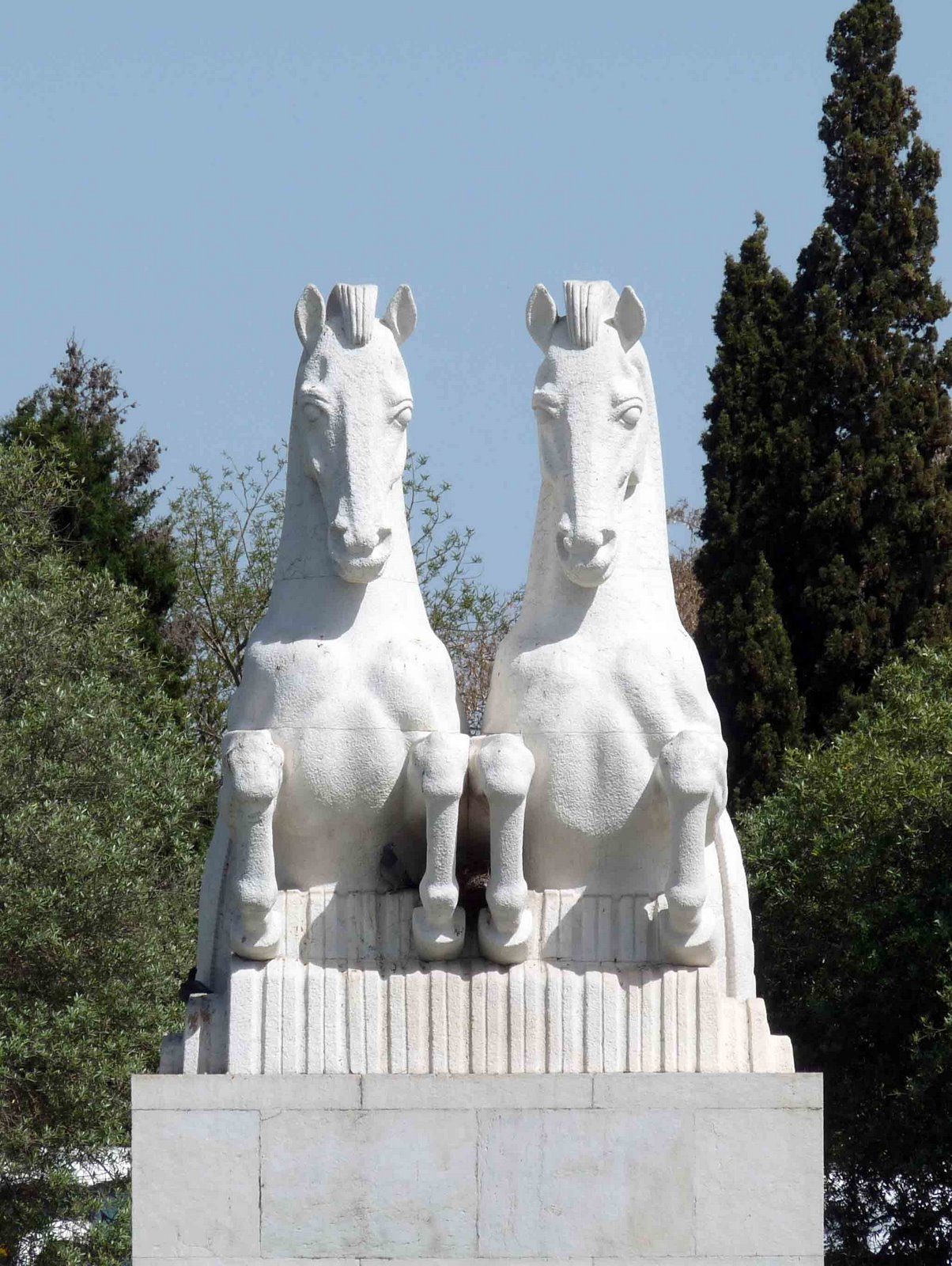 [equi.jpg]