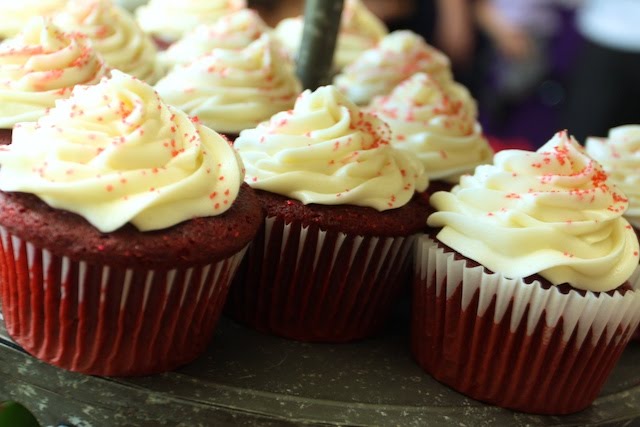 red velvet cupcakes