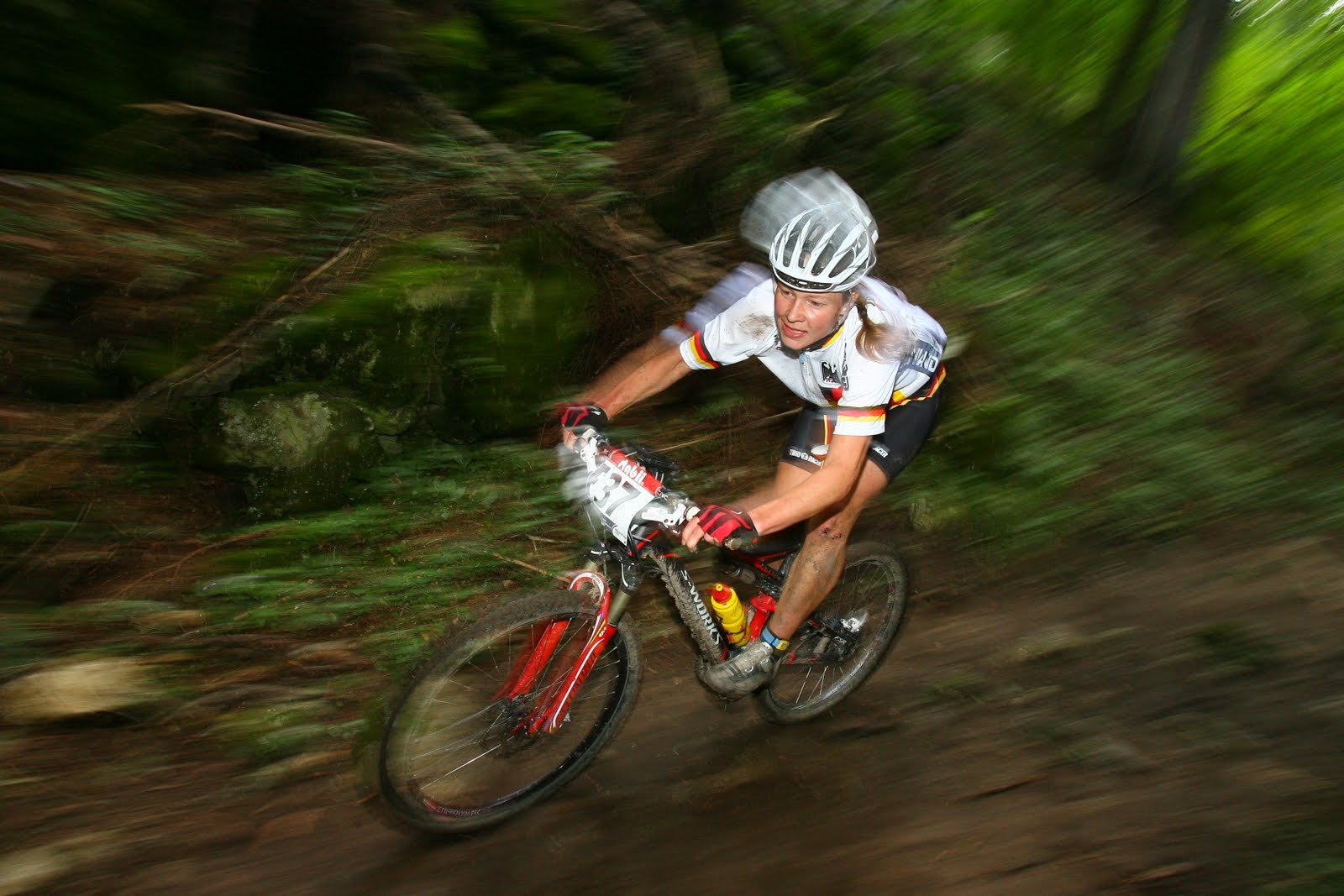 [sportograf-6689790.jpg]