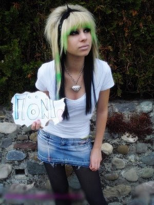 Emo Hairstyles For Girls