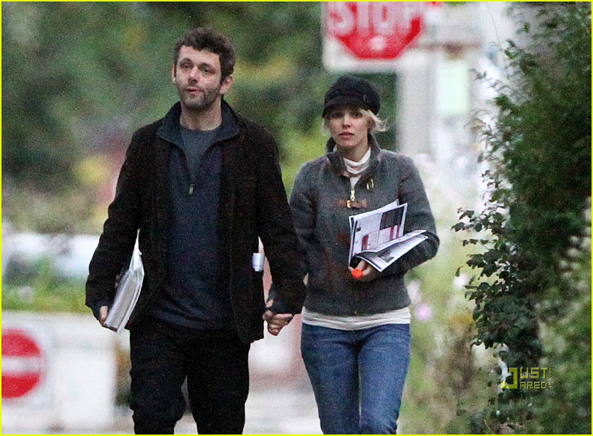 http://4.bp.blogspot.com/_QAB-B9rLLM4/TKzD-kEfC6I/AAAAAAAAGsY/1Q3h10c67AI/s1600/michael-sheen-rachel-mcadams-07.jpg