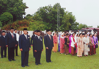 upacara hut ri di brunei, 2000