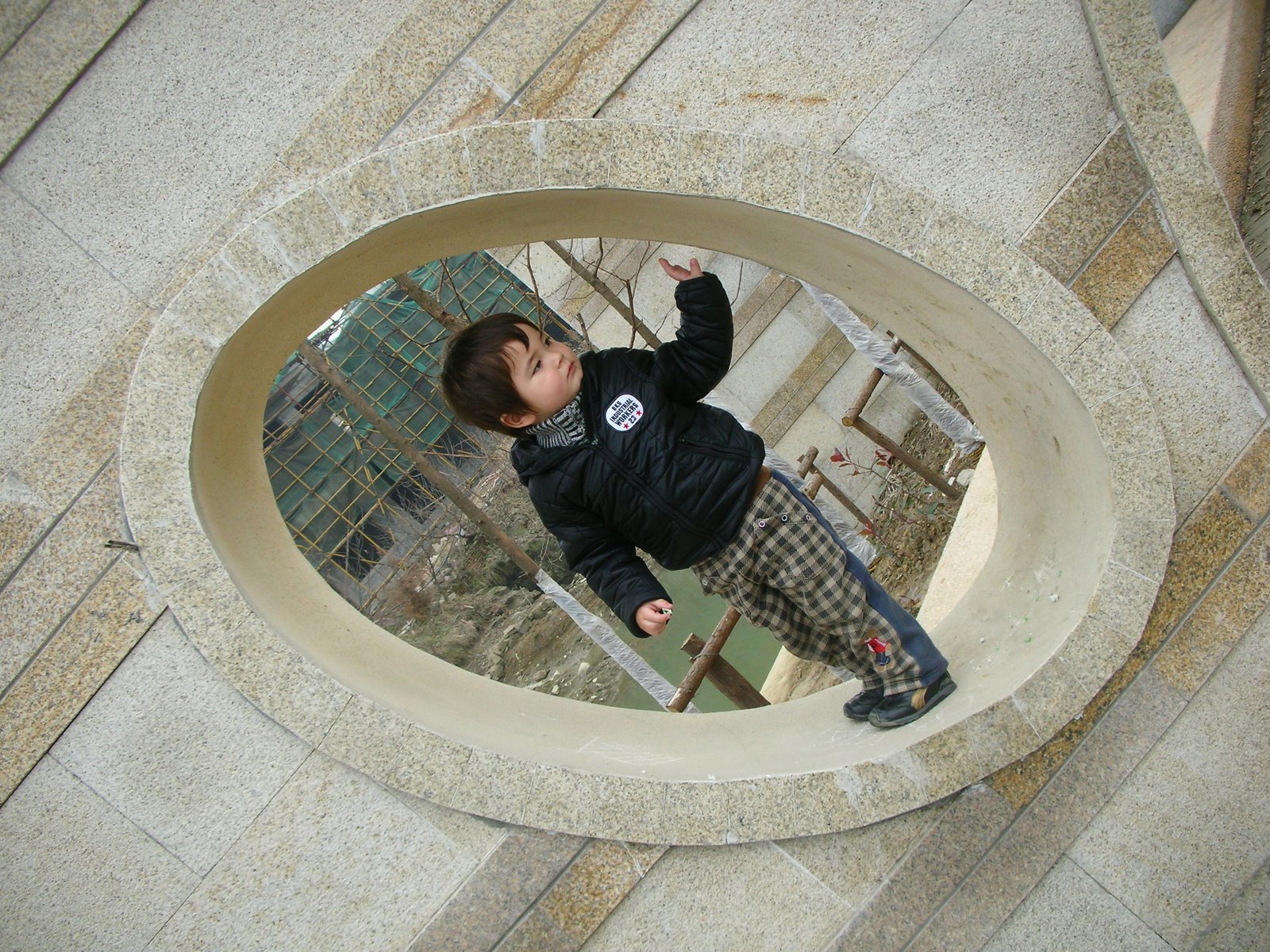 [DSCN9320.JPG]