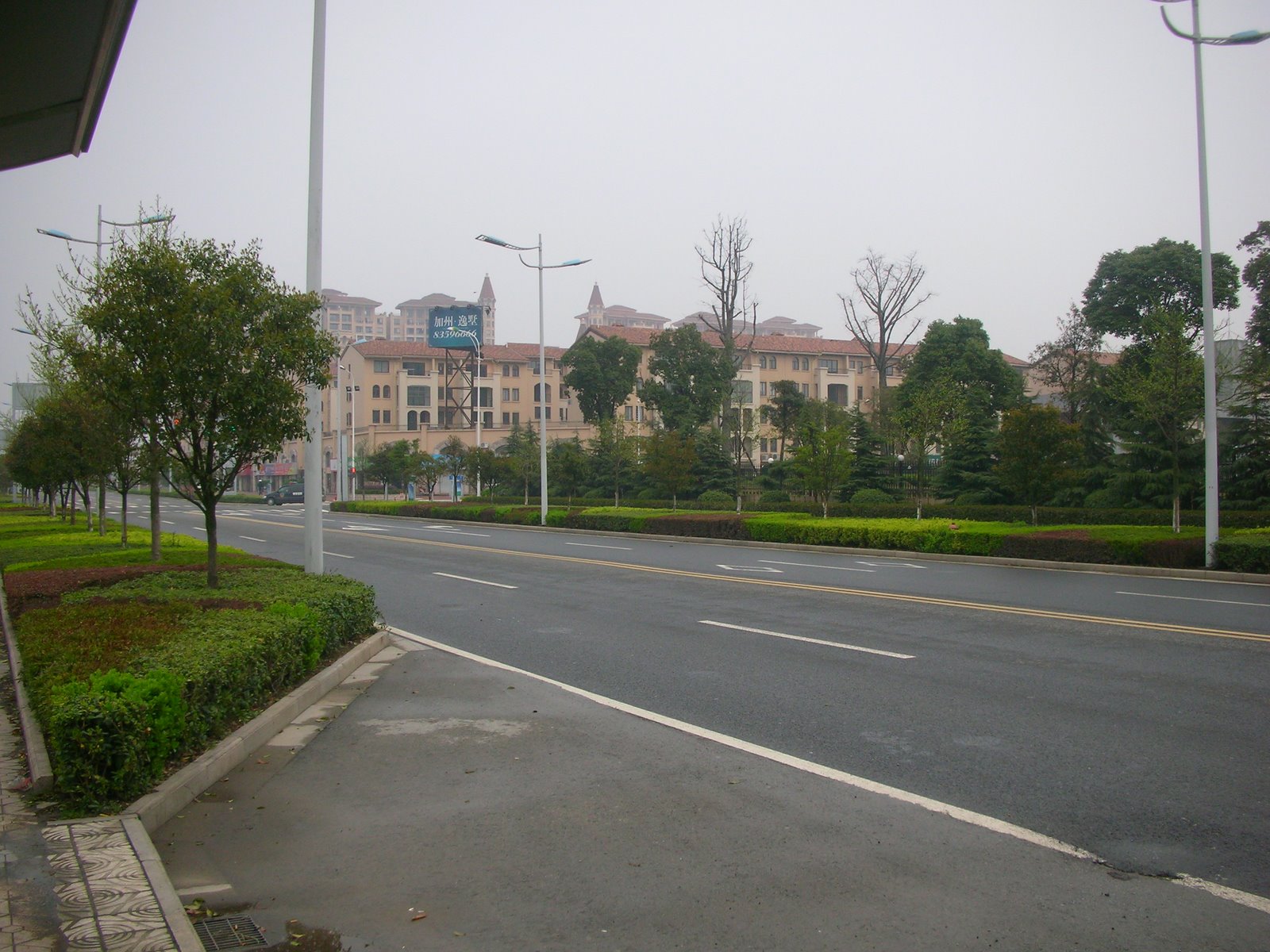 [DSCN7590.JPG]