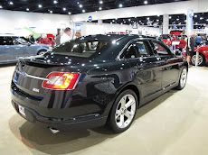 2010 Ford Taurus SHO