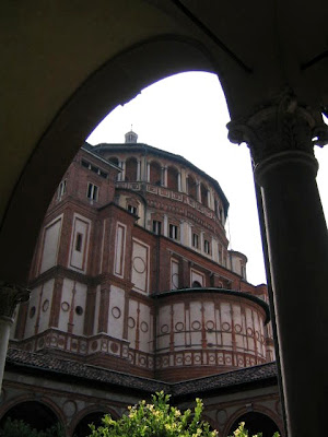 Vista de la torre desde el claustro de Sta María delle Grazie.