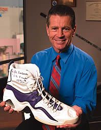 show peter the device that put the pride back into selling shoes shaquille o neal foot size