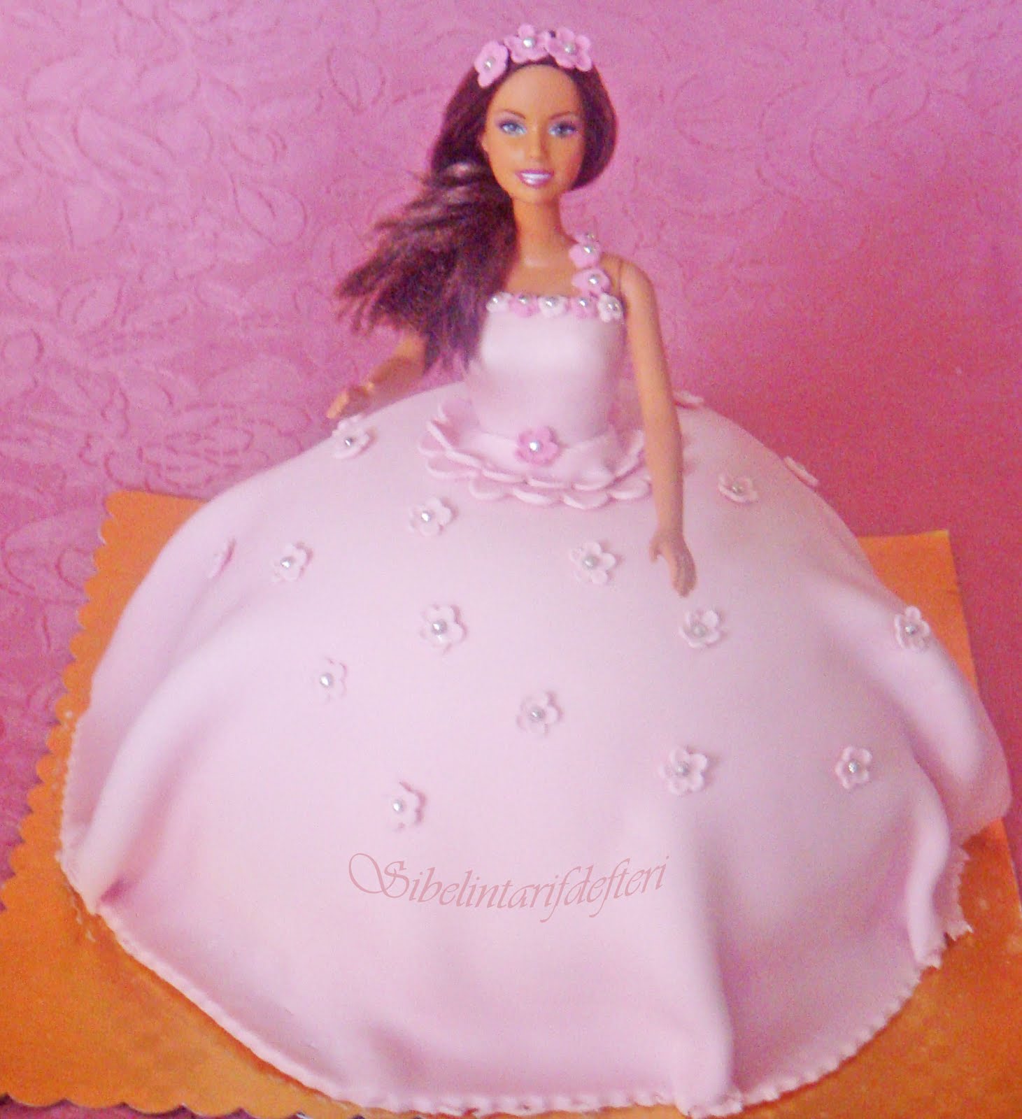 Sibel�in Tarif Defteri Sibelle Butik Pasta ve Kurabiye Tasarımı BARBİE