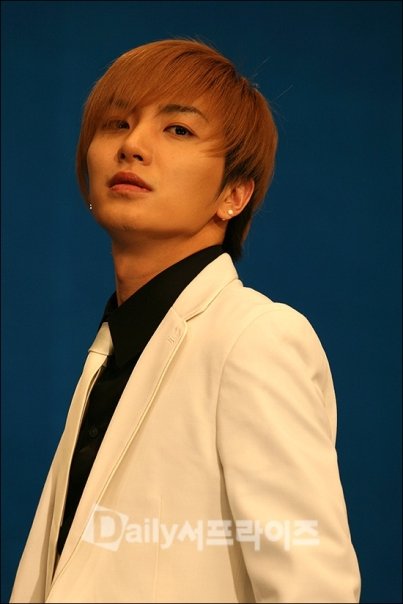 Leeteuk Super Junior Oldest and Leader Member Leeteuk Super Junior Oldest and Leader Member