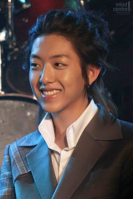 CN Blue Lee Jung Shin