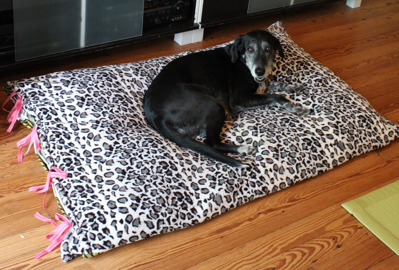Christie Chase 168 Quick Dog Bed Cover