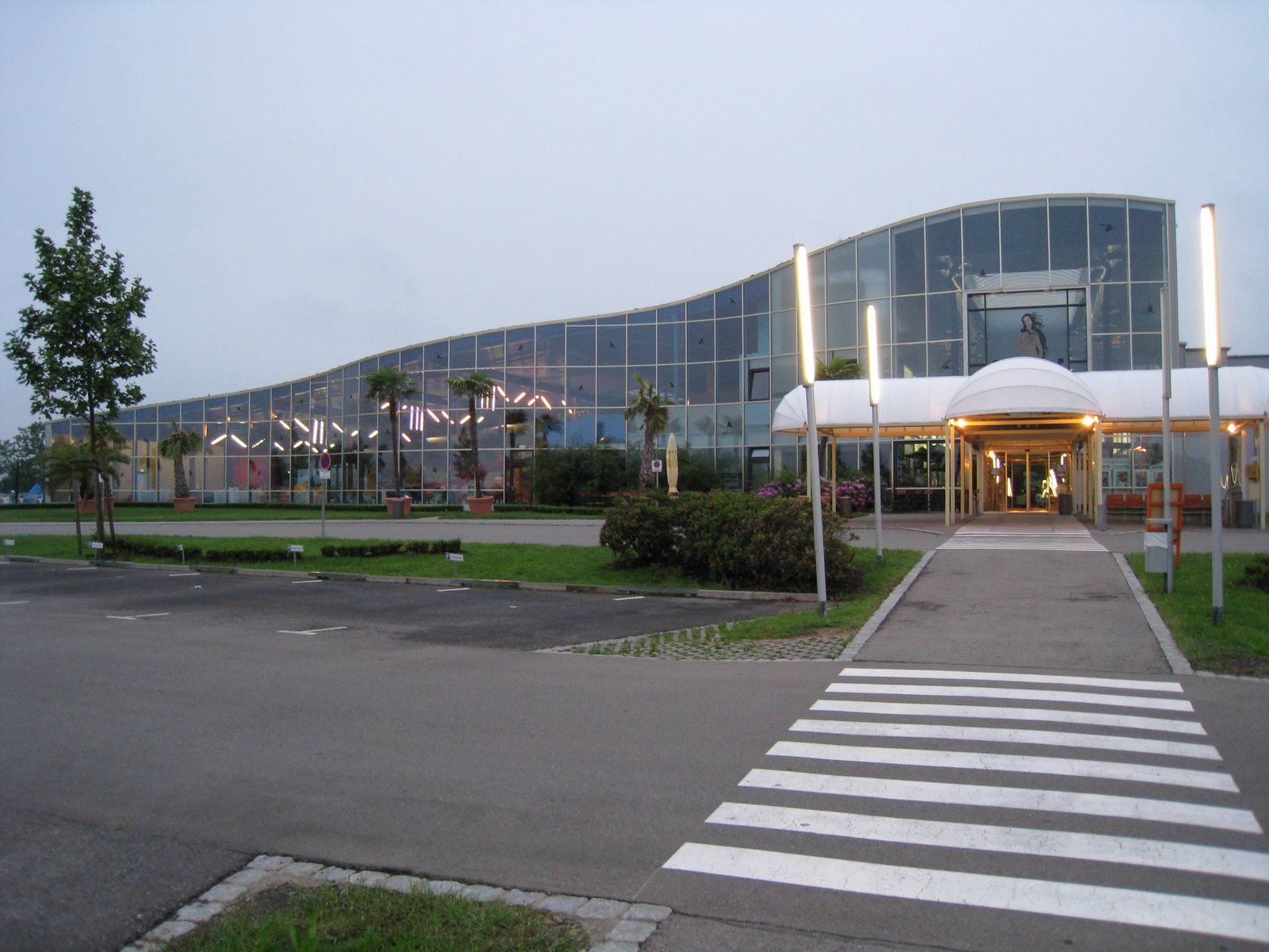 [IMG_0404.JPG]