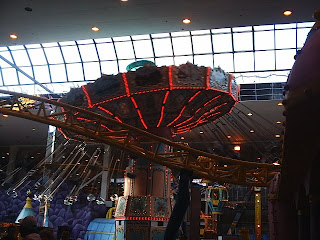 Lainycakes: Pictures of Galaxyland in West Edmonton Mall, Edmonton, AB.