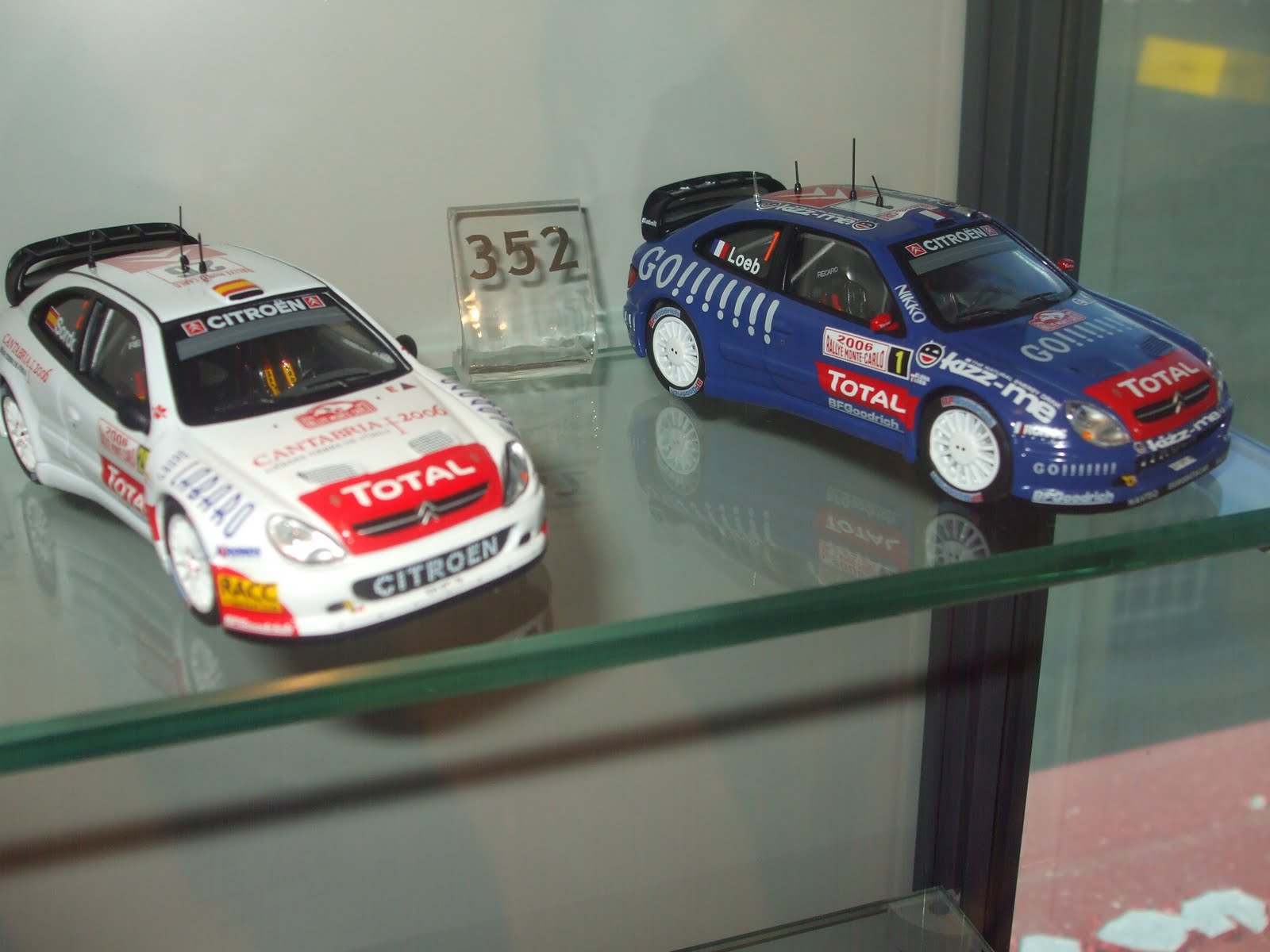 [DSCF4518.JPG]