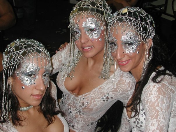 [n570007012_562394_9340.jpg]