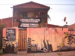 Mural en el  Frontis del CSA