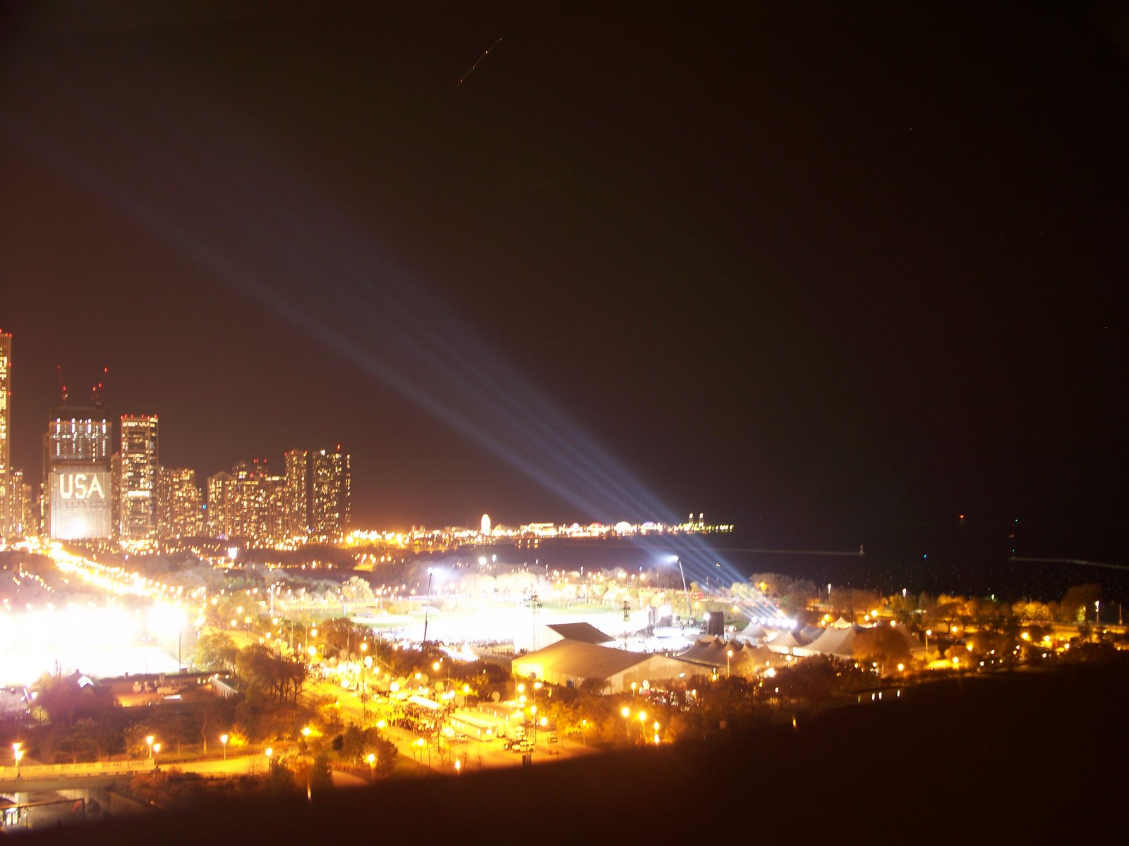 [Grant_Park_rally.JPG]