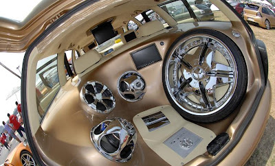 Som automotivo som sons automotivos