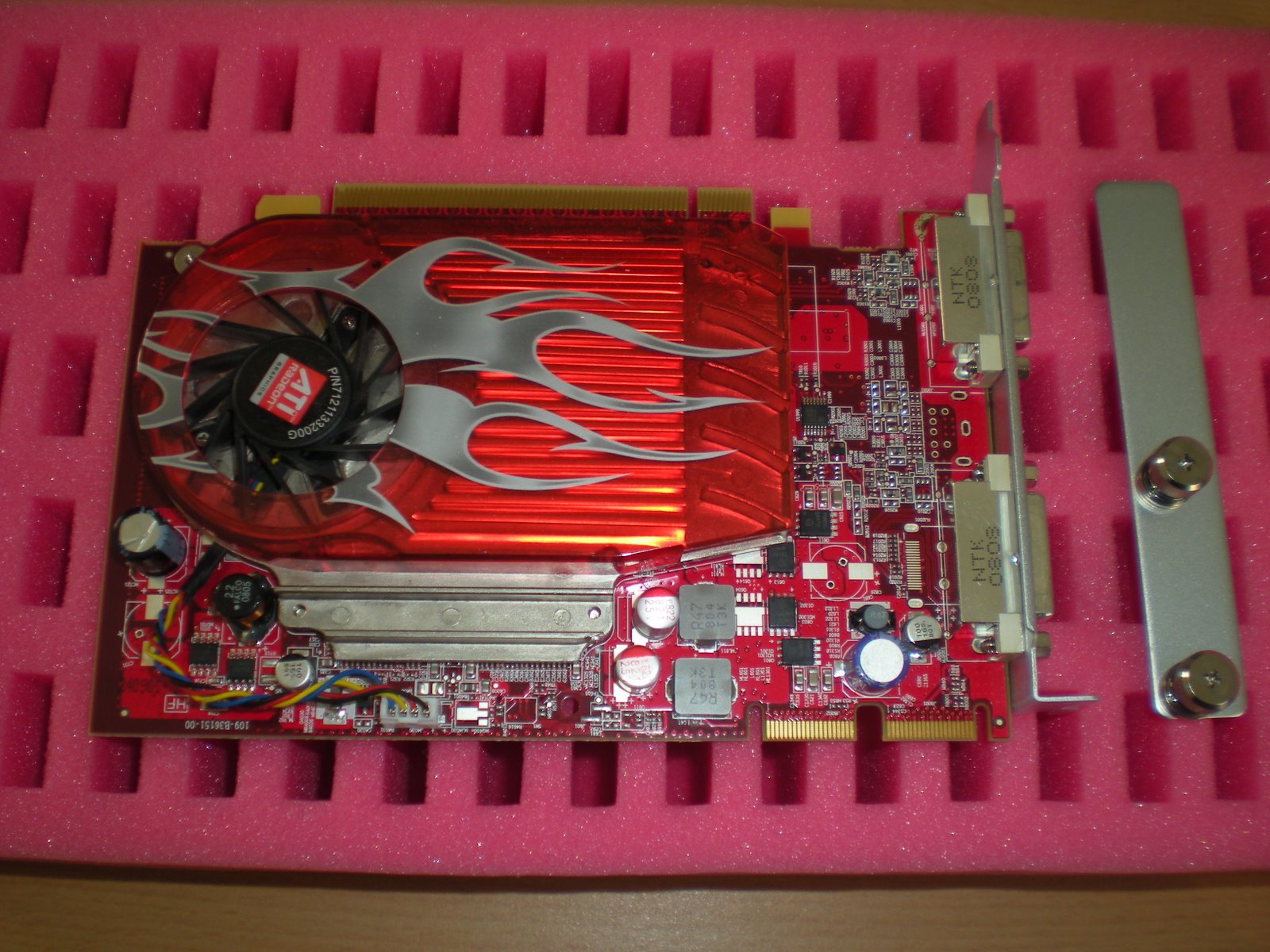 [MacPro2600.JPG]