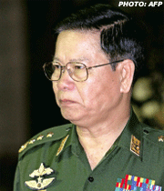 [Khin+Nyunt.gif]