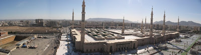 Al Nabawi mosque wide view