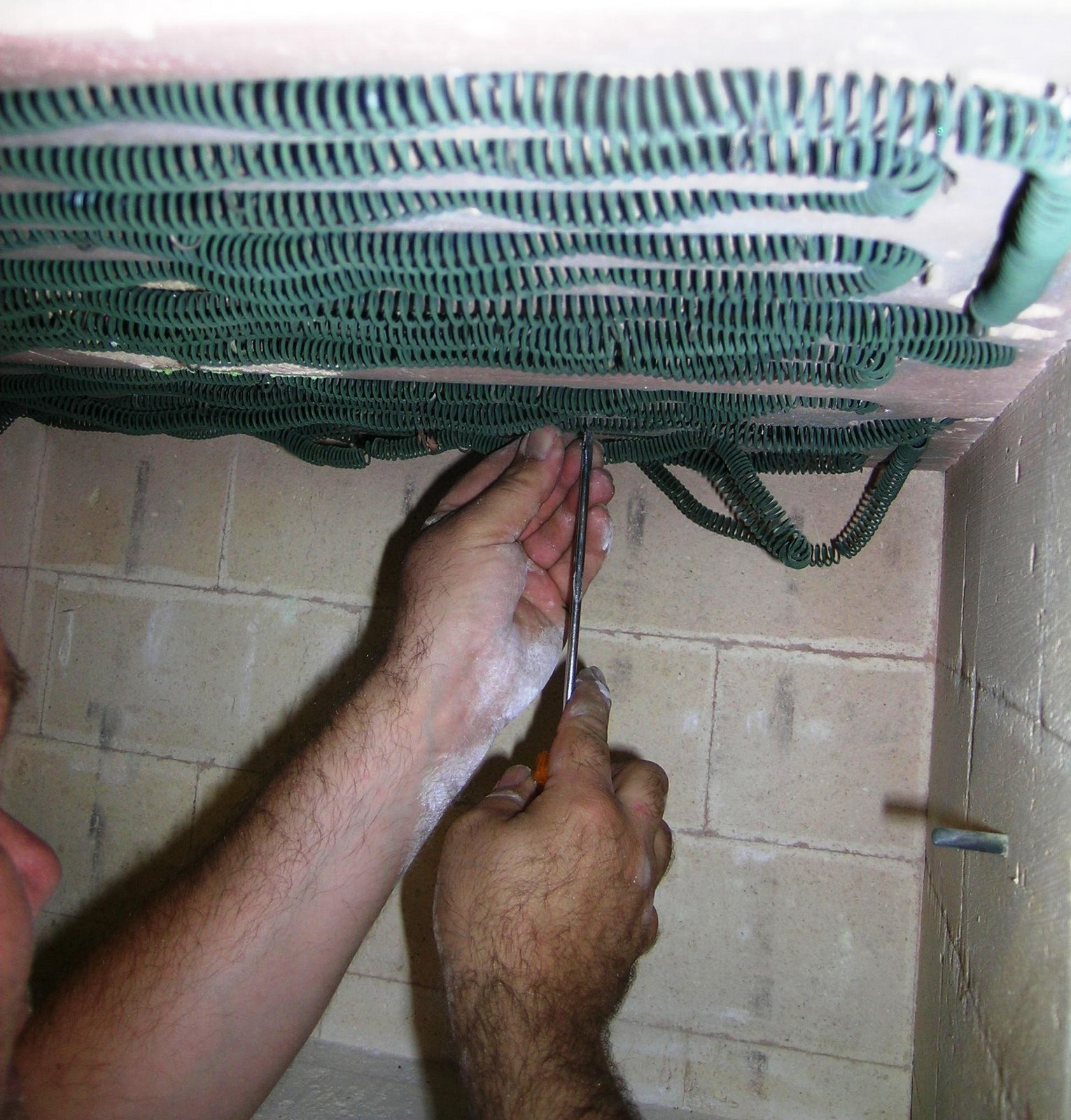 [kiln+top.JPG]