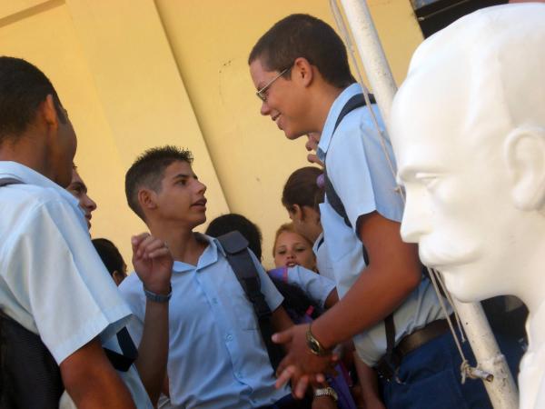 [comienza-clases-preuniversatarios-urbanos-ciego-avila-8.jpg]