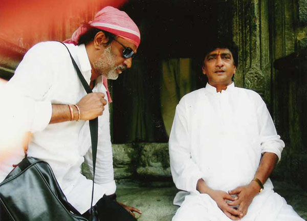 Rajinikanth's Last Himalaya Trip Photos leaked images