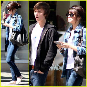 selena gomez short hair selena gomez short hair