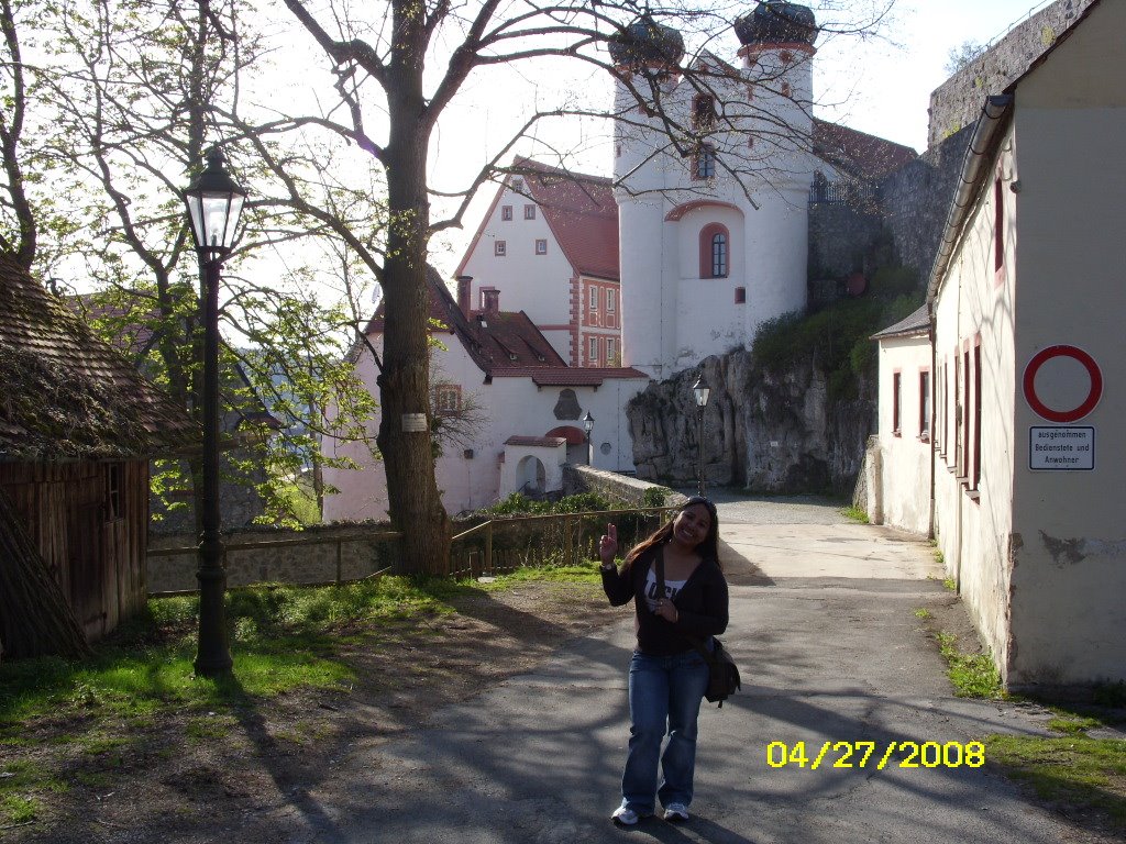 [neumrkt0-4.27.08541.JPG]