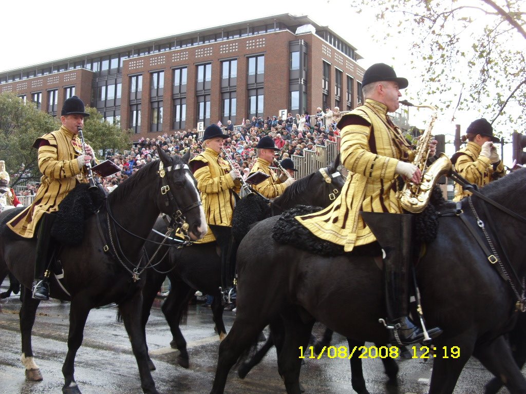 [Nov.7-10-london-windsor960.JPG]