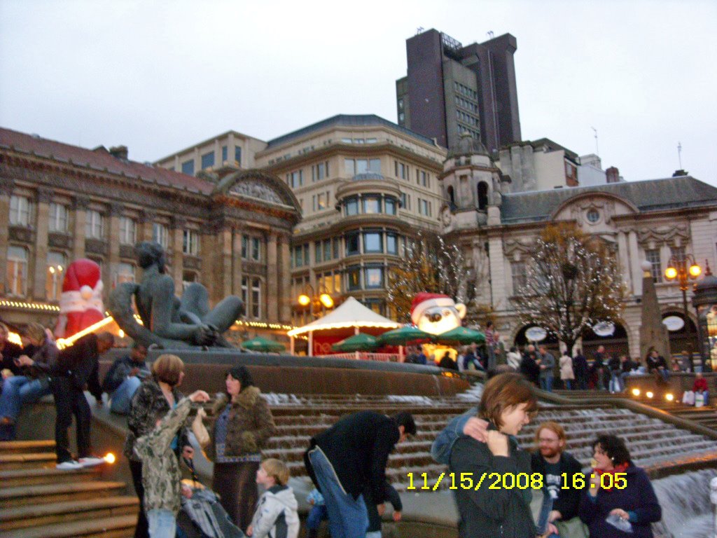 [Nov.11-17,2008+UK143_edited.JPG]