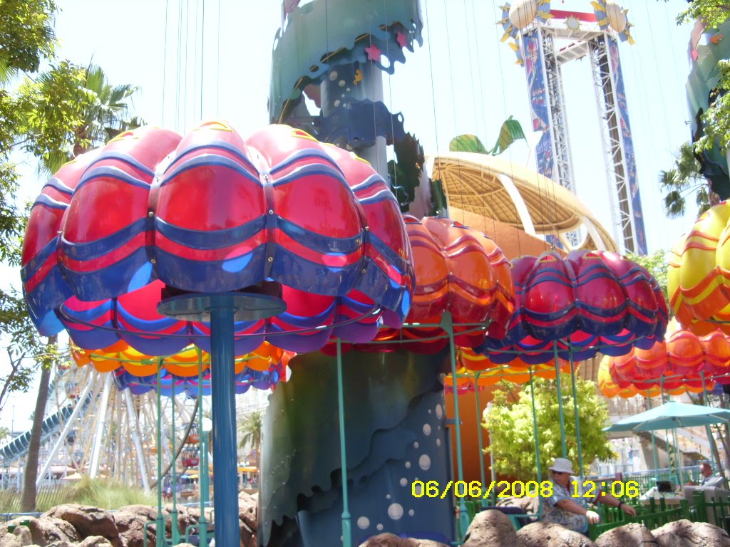 [Disney-June08444.JPG]