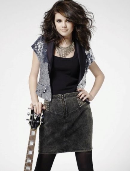 selena gomez pics selena gomez pics