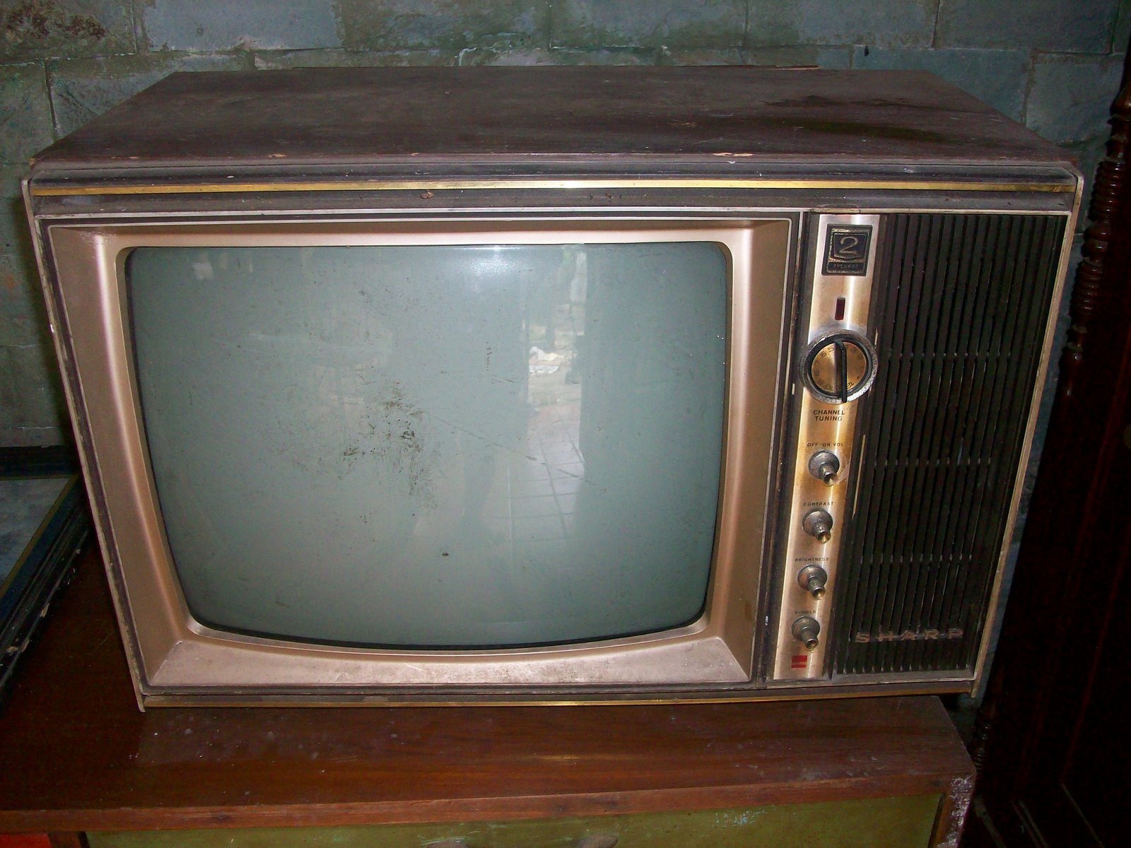 Old Sharp Tv