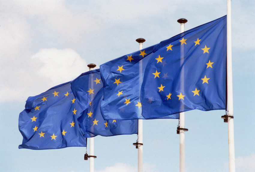 [banderas+eu2.jpg]